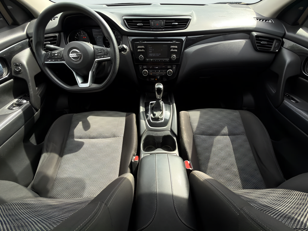 Used 2018 Nissan Rogue Sport SV FWD image 24