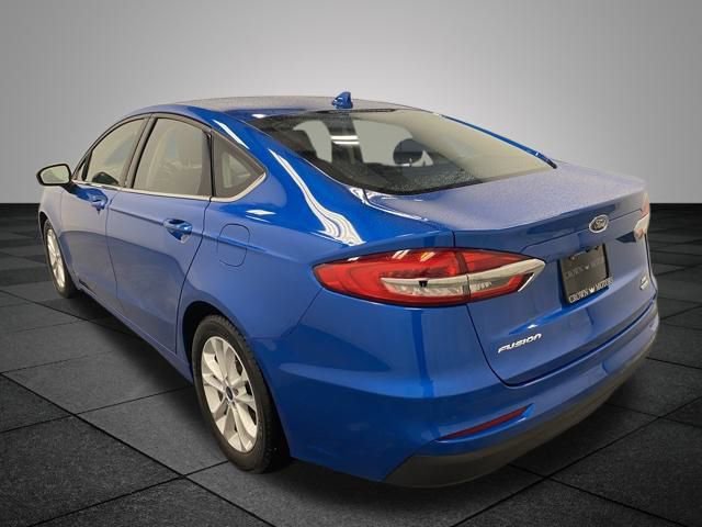 Used 2020 Ford Fusion SE image 4