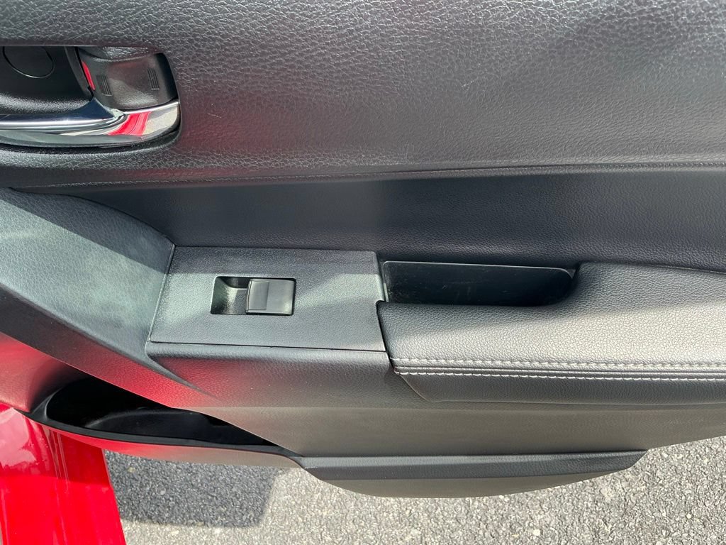 Used 2014 Toyota Corolla S FWD image 29