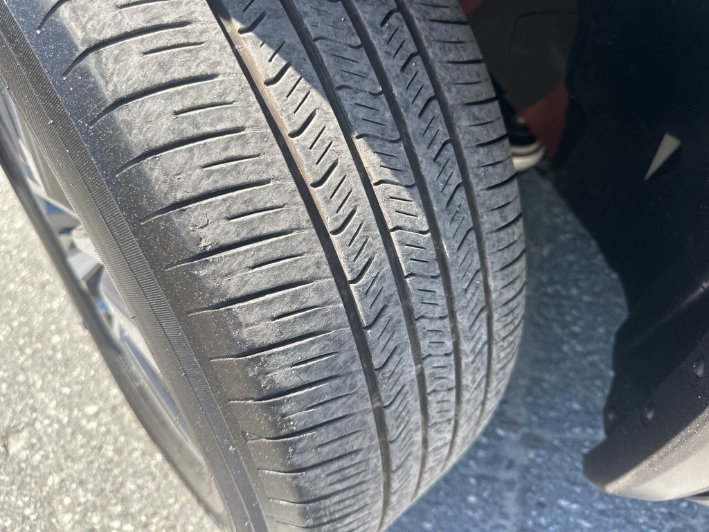 Used 2023 Nissan Pathfinder SL image 33