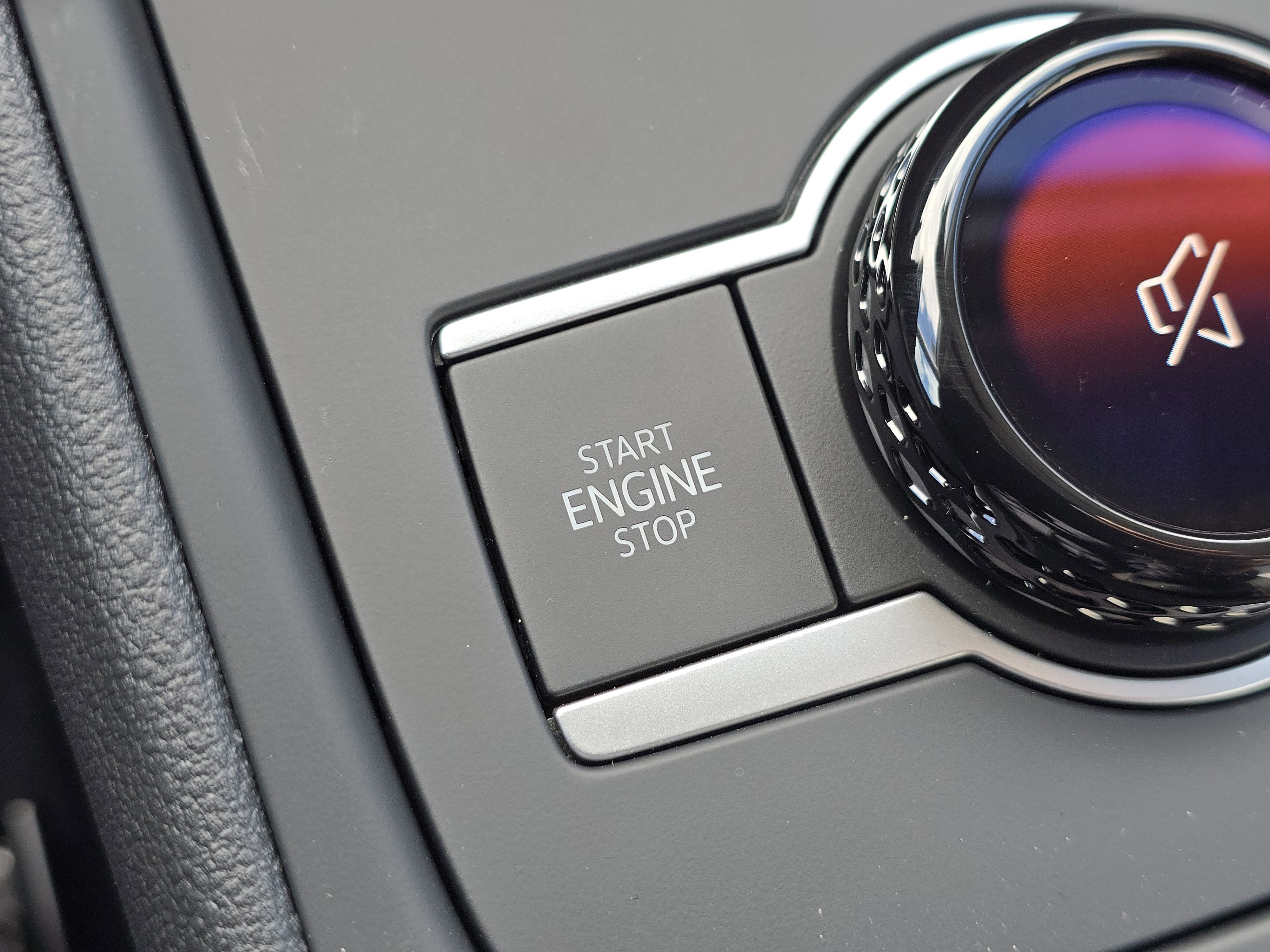 New 2026 Volkswagen Tiguan SE image 24