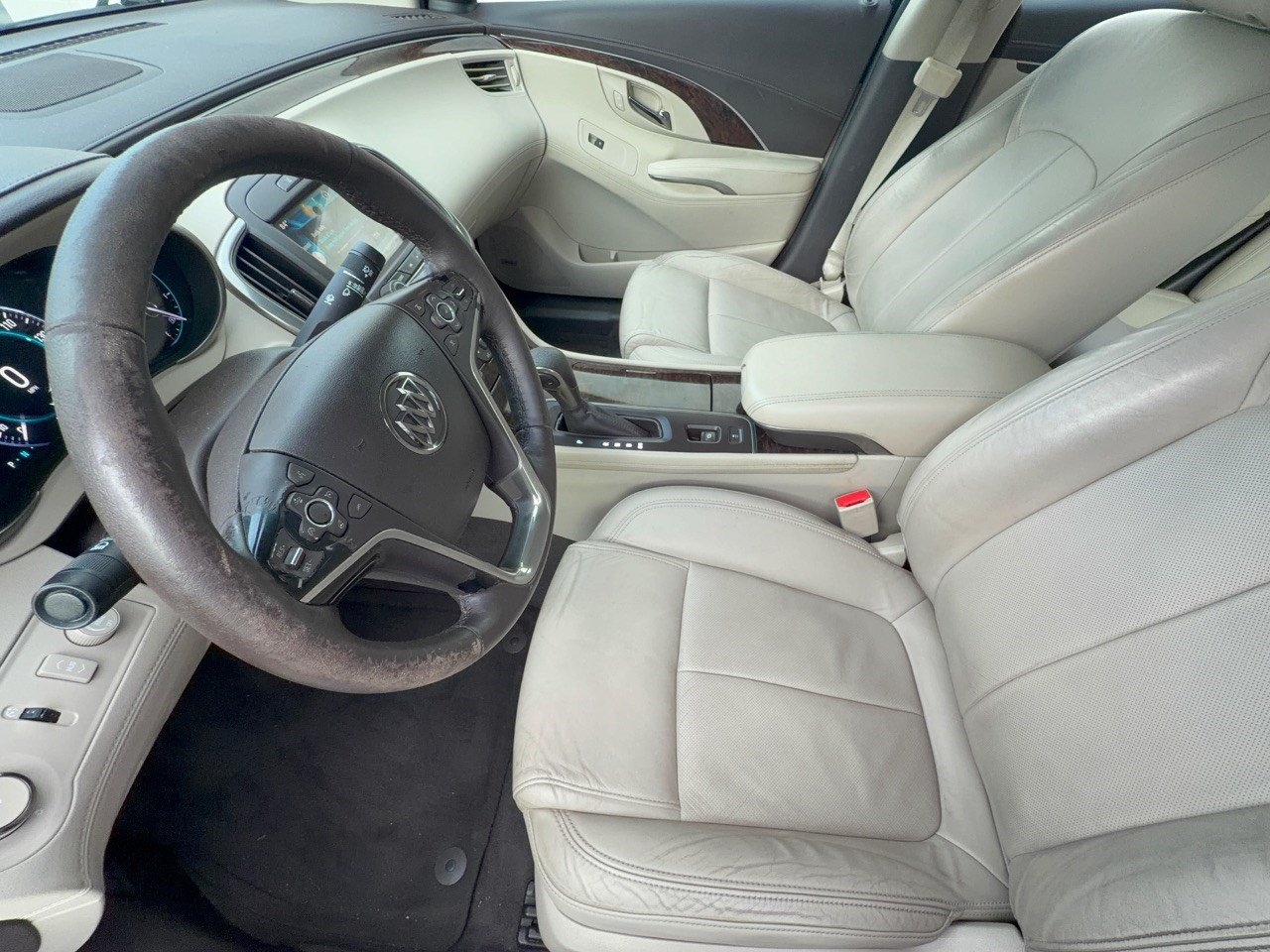Used 2015 Buick LaCrosse Premium w/ Driver Confidence Package #1 FWD image 5