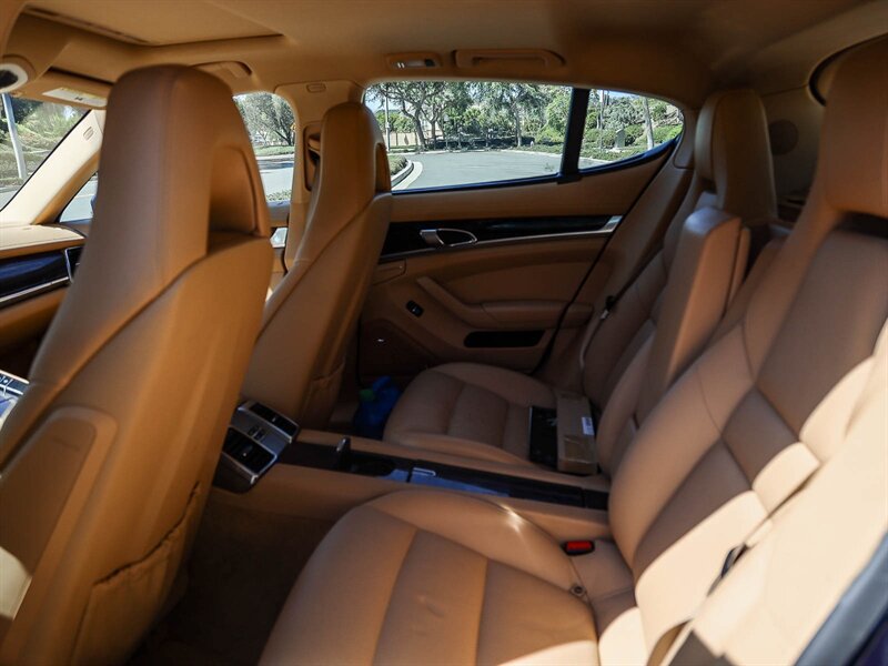 Used 2012 Porsche Panamera image 26