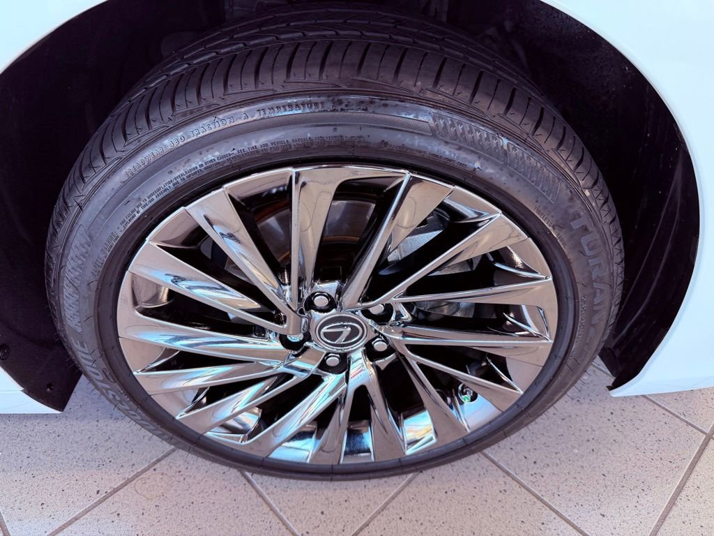 Certified 2024 Lexus ES 350 Ultra Luxury image 19