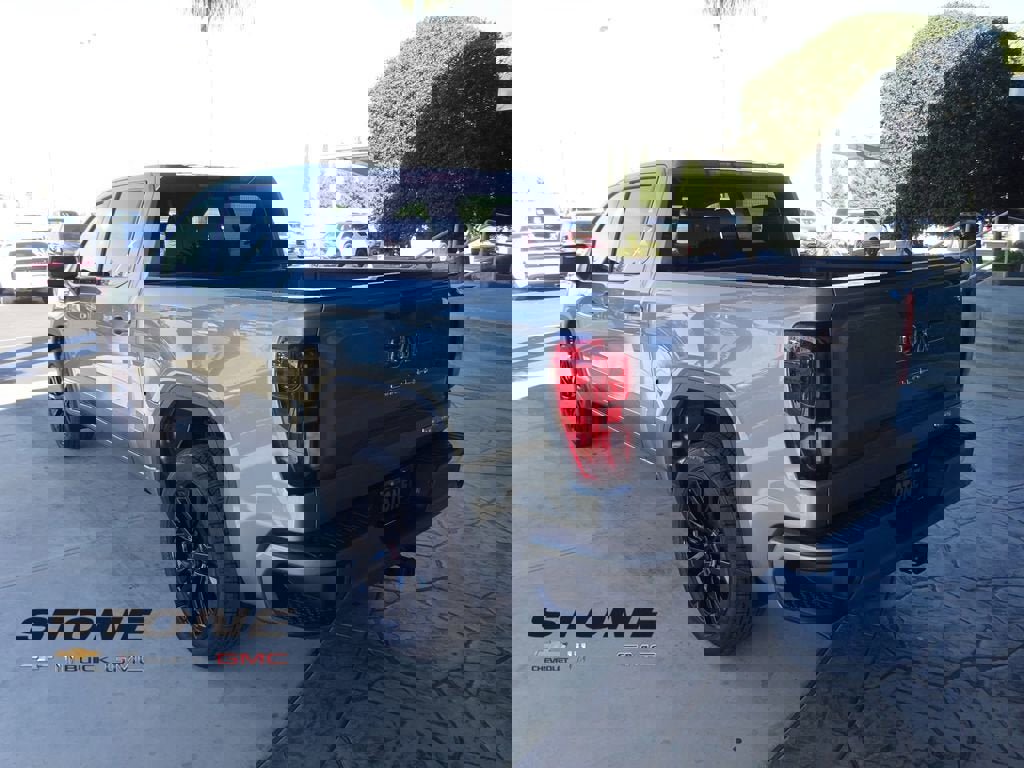 New 2026 GMC Sierra 1500 Elevation image 6