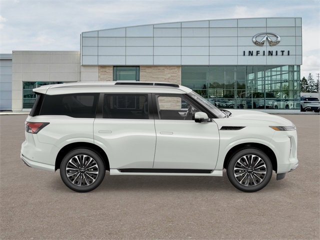 New 2026 INFINITI QX80 Luxe image 4