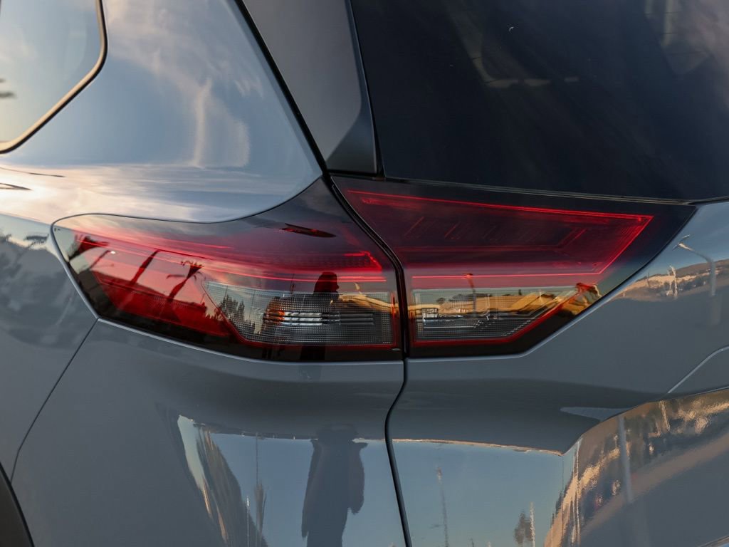 New 2026 Nissan Rogue SV FWD image 7