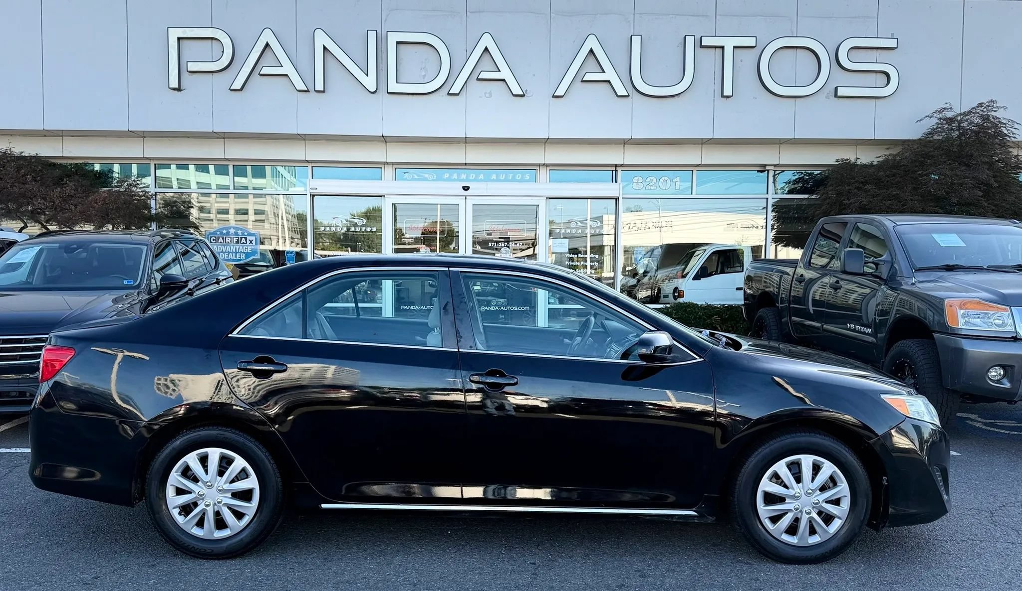 Used 2014 Toyota Camry LE FWD image 8