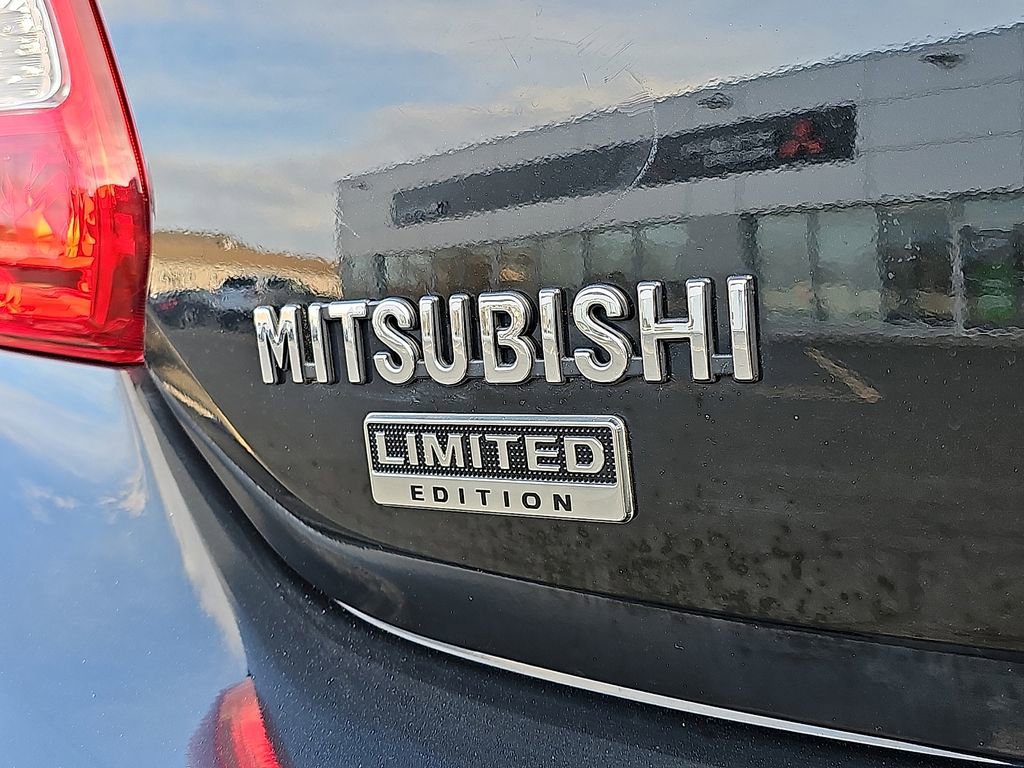 Used 2019 Mitsubishi Mirage LE image 29