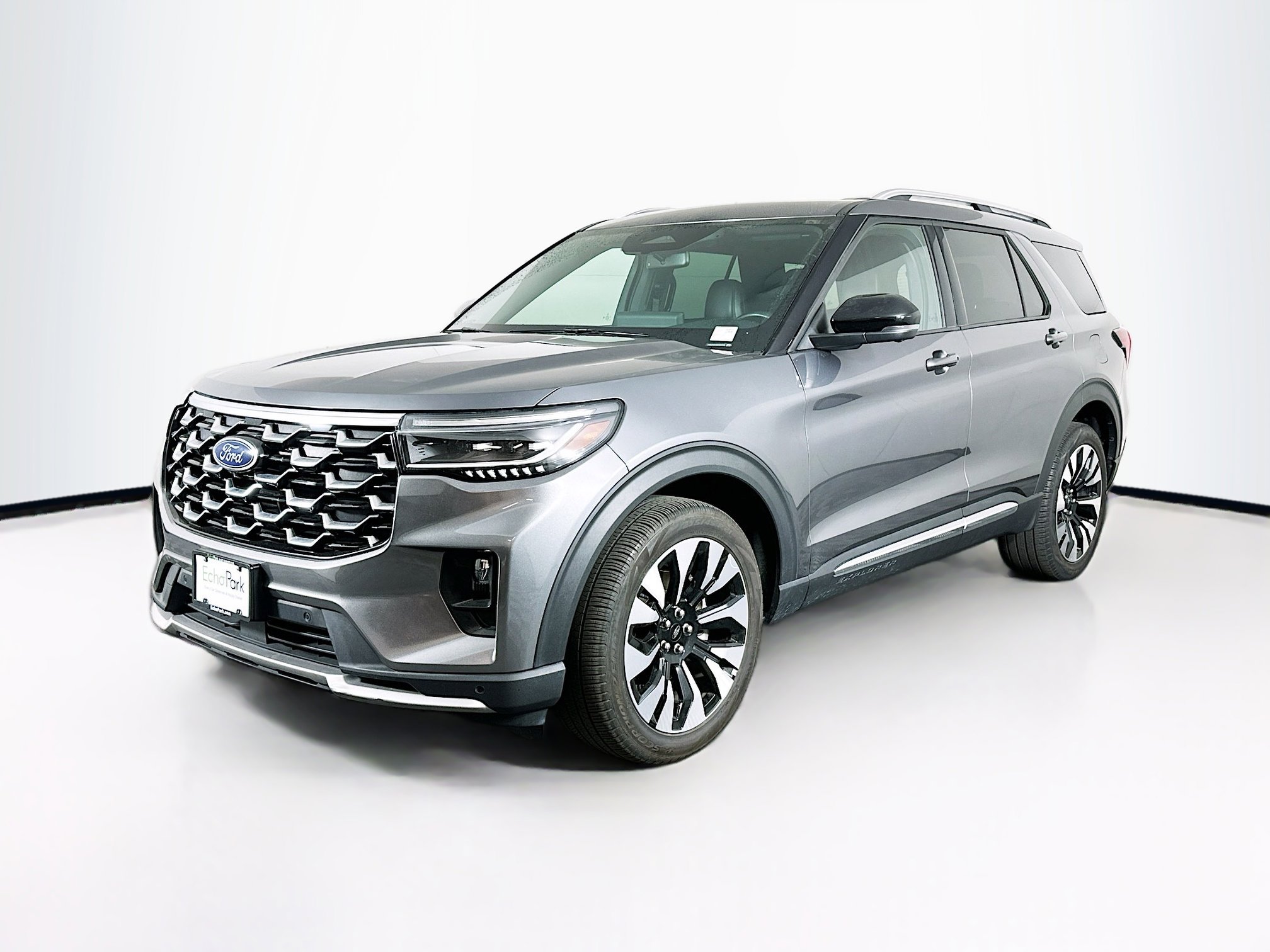 Used 2025 Ford Explorer Platinum w/ LUX Leather Package image 3