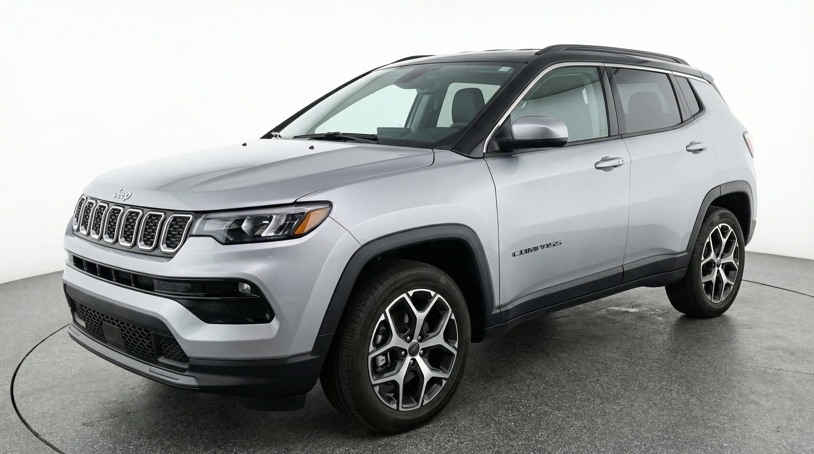 Used 2025 Jeep Compass Limited image 3