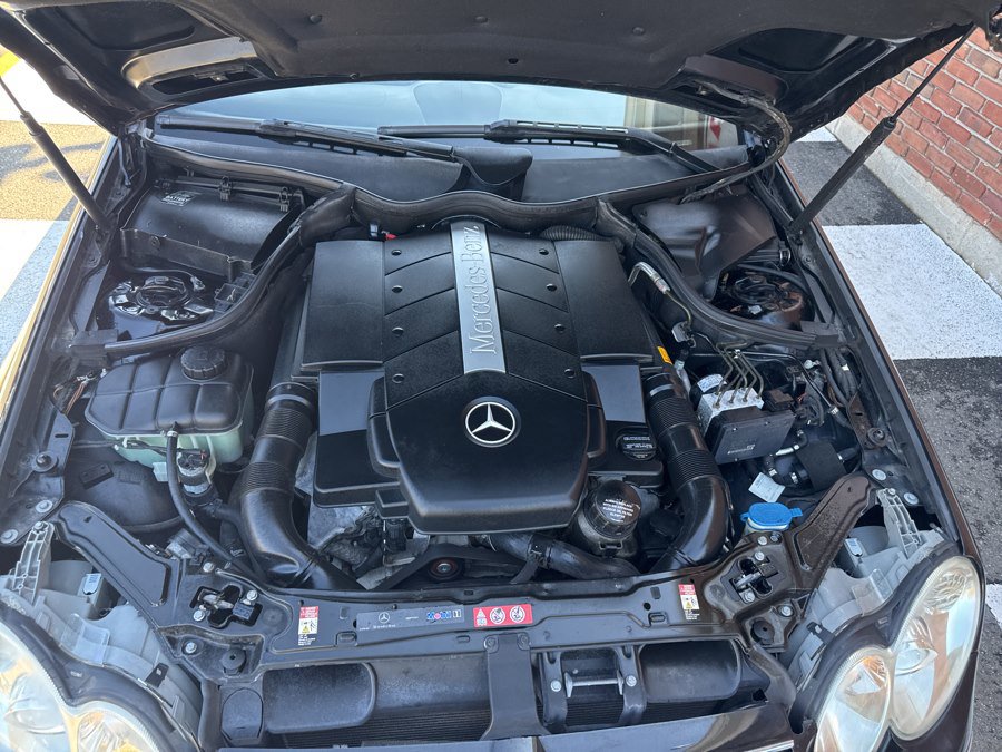 Used 2005 Mercedes-Benz CLK 500 Cabriolet image 30