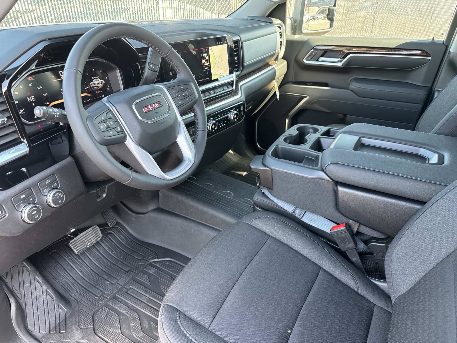 New 2026 GMC Sierra 1500 Elevation w/ LPO, Elevation Black Package AWD/4WD image 26
