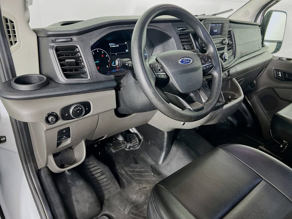 Used 2024 Ford Transit 250 148 Medium Roof Extended AWD image 9