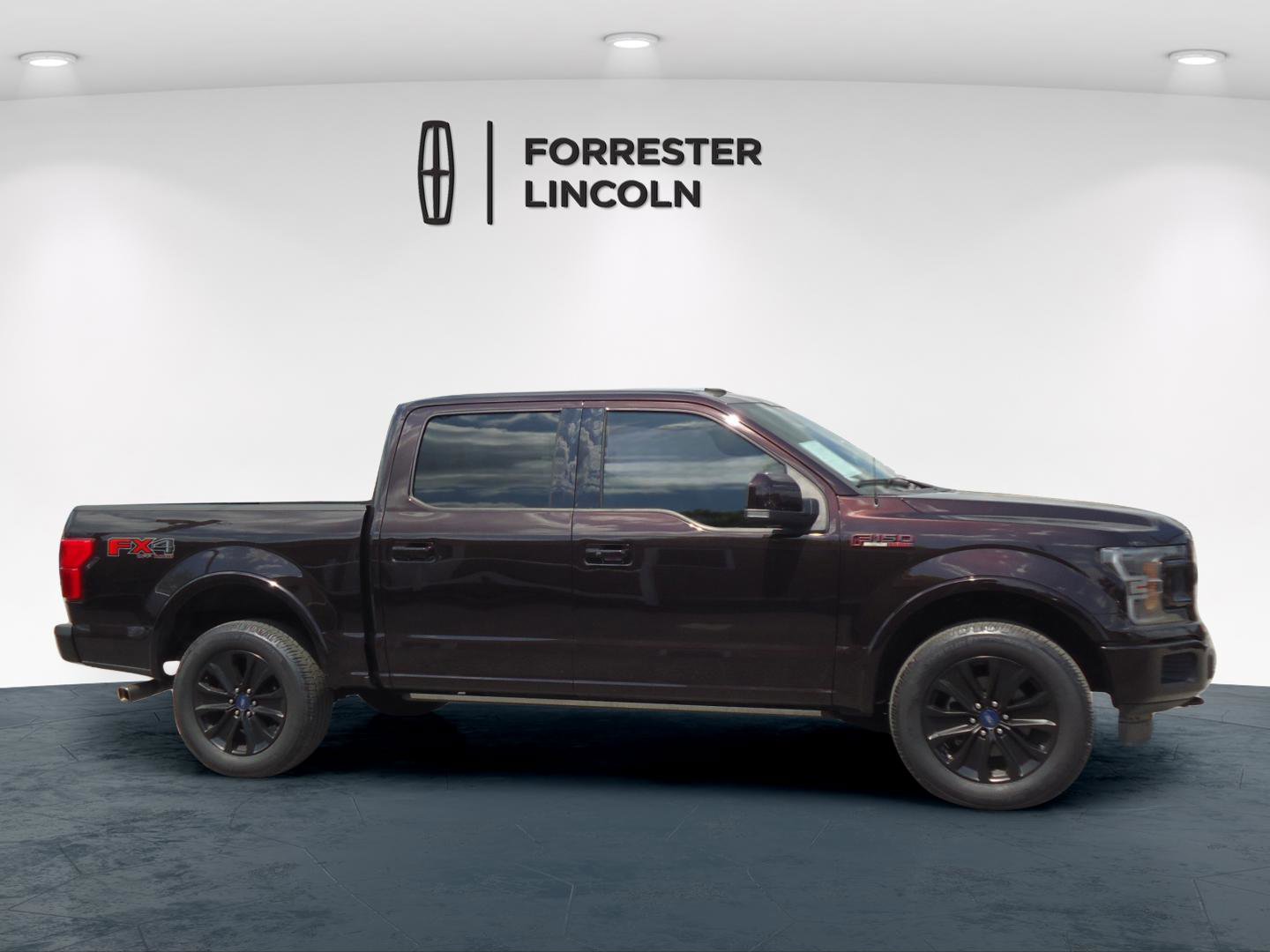 Used 2019 Ford F150 Lariat w/ Equipment Group 502A Luxury AWD/4WD image 2