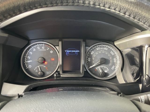 Used 2019 Toyota Tacoma TRD Off-Road w/ Technology Package AWD/4WD image 5