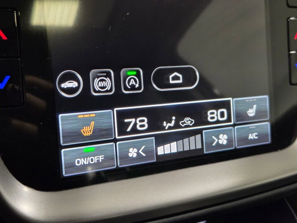 Used 2024 Subaru Outback Limited XT image 3