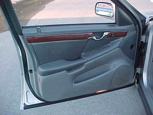 Used 2005 Cadillac De Ville image 15