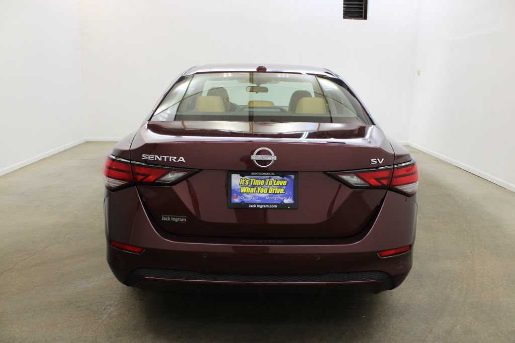 Used 2024 Nissan Sentra SV w/ SV Premium Package FWD image 4
