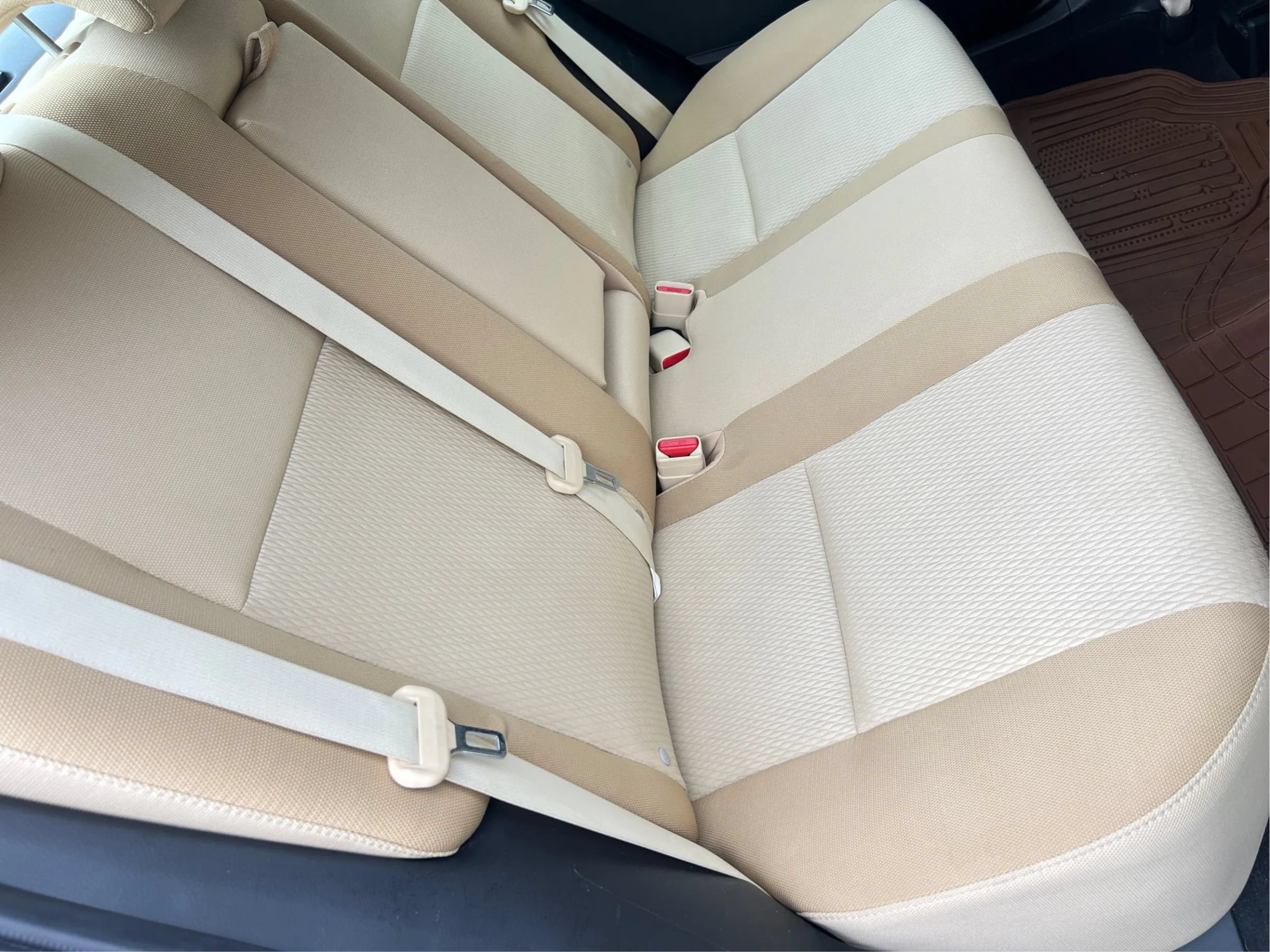 Used 2017 Toyota Corolla LE FWD image 25