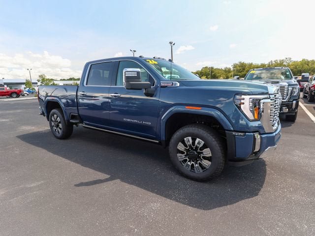 New 2026 GMC Sierra 2500 Denali w/ Denali Reserve Package AWD/4WD image 12
