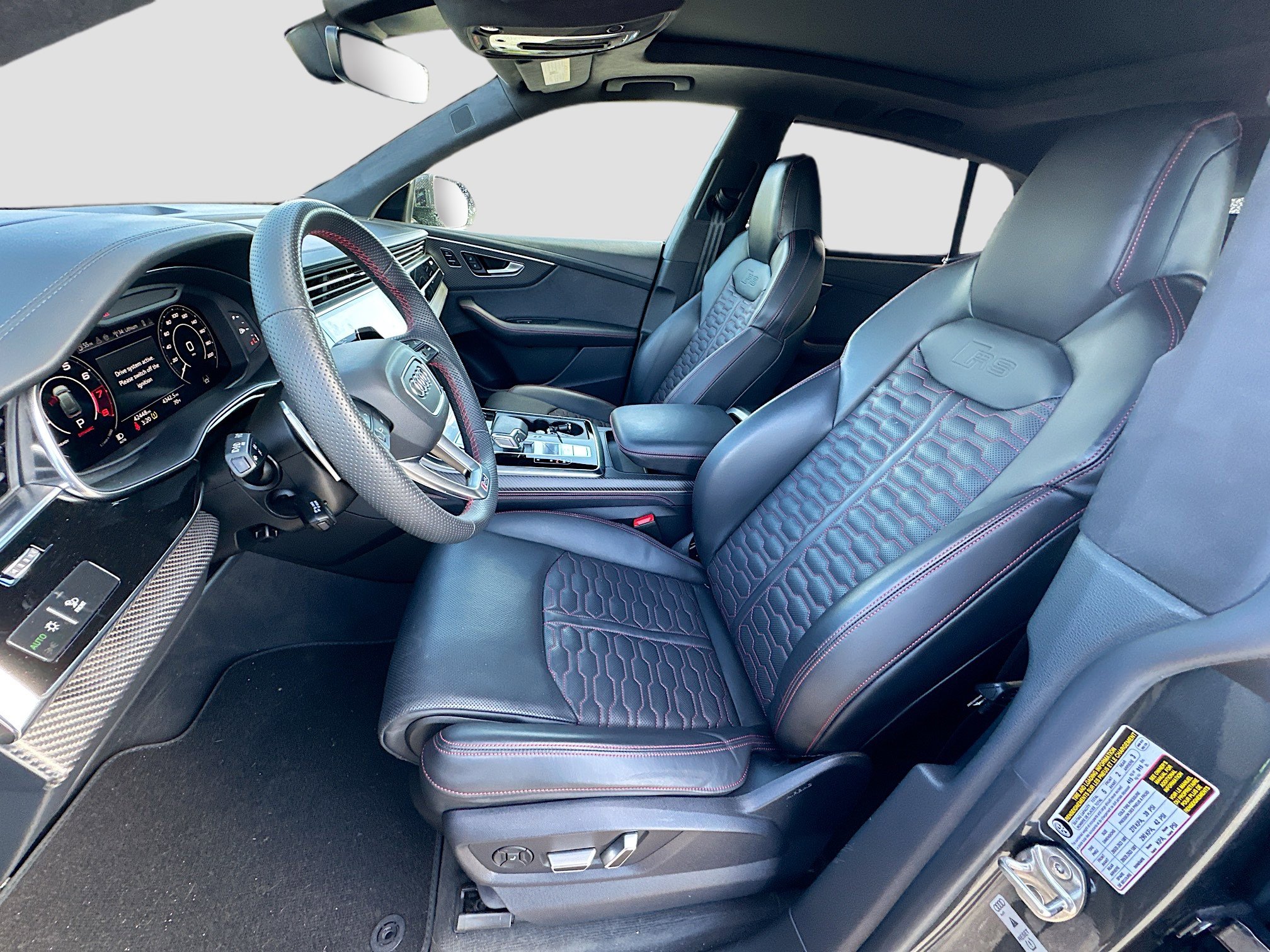 Used 2024 Audi RS Q8 image 21