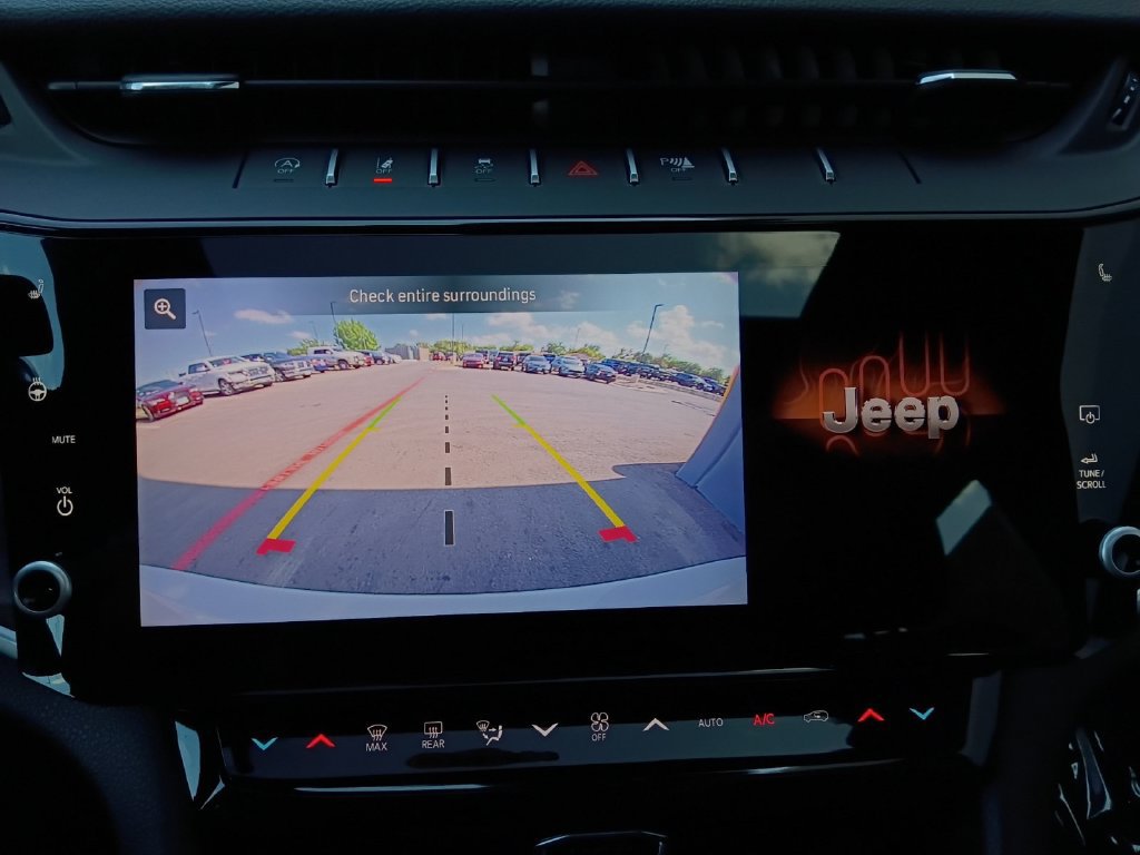 New 2027 Jeep Grand Cherokee L Limited w/ Limited Altitude Package AWD/4WD image 9