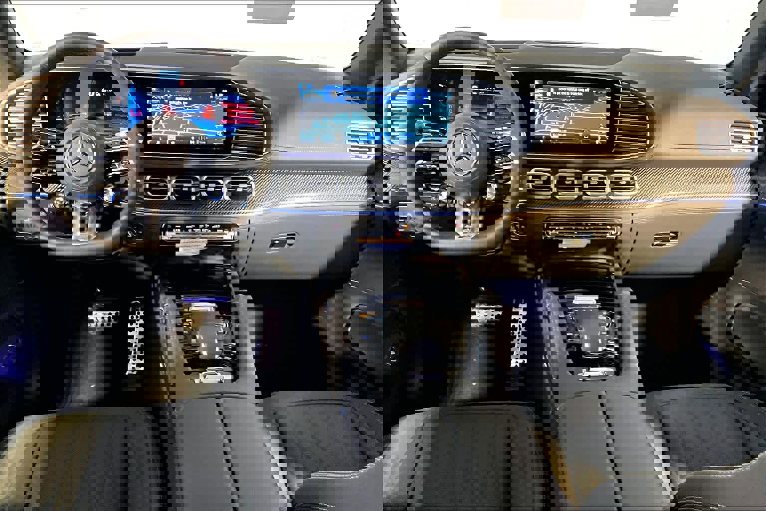 New 2026 Mercedes-Benz GLE 53 AMG 4MATIC Coupe image 7