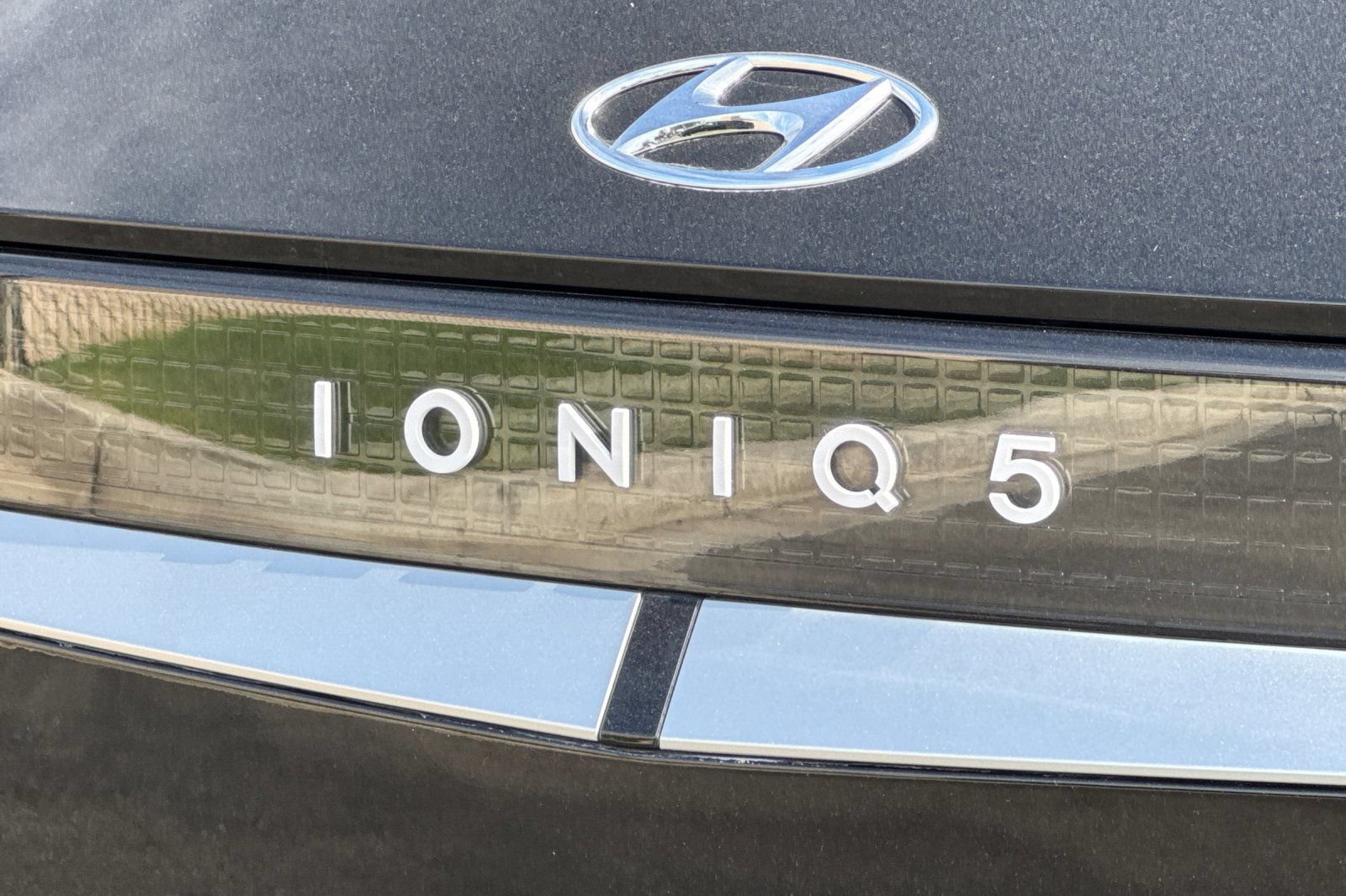 Used 2024 Hyundai Ioniq 5 SE RWD image 31