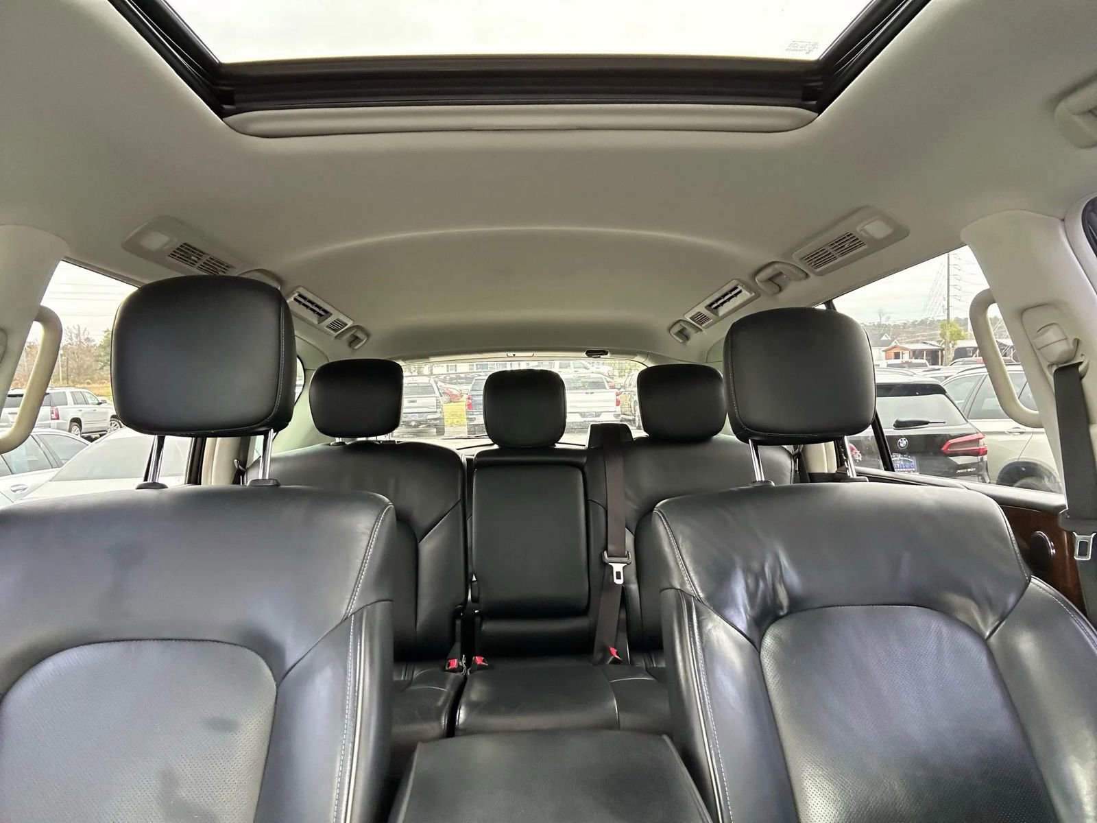 Used 2018 INFINITI QX80 2WD w/ Driver Assistance Package image 16