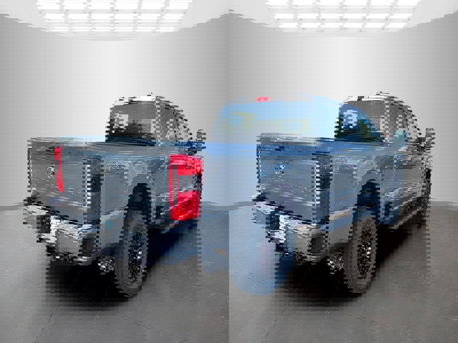 Used 2026 Ford F250 Lariat image 4