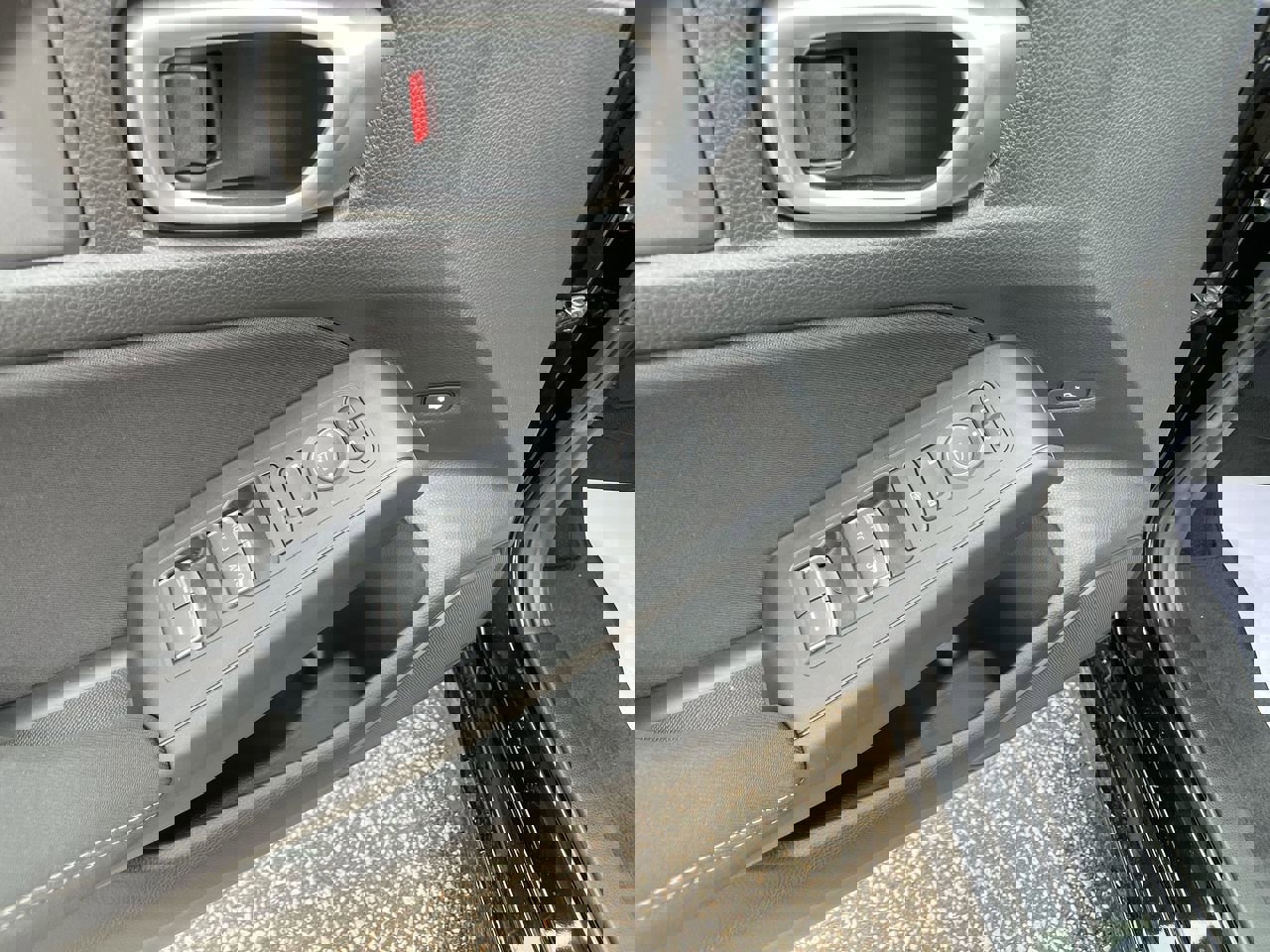 Used 2023 Honda Civic LX image 13