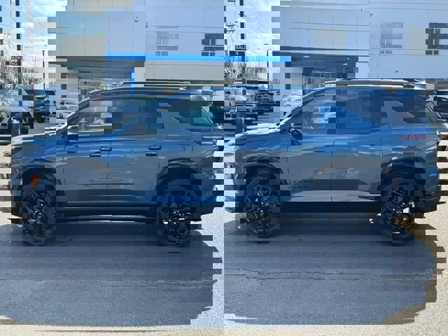 New 2026 Chevrolet Traverse RS image 4