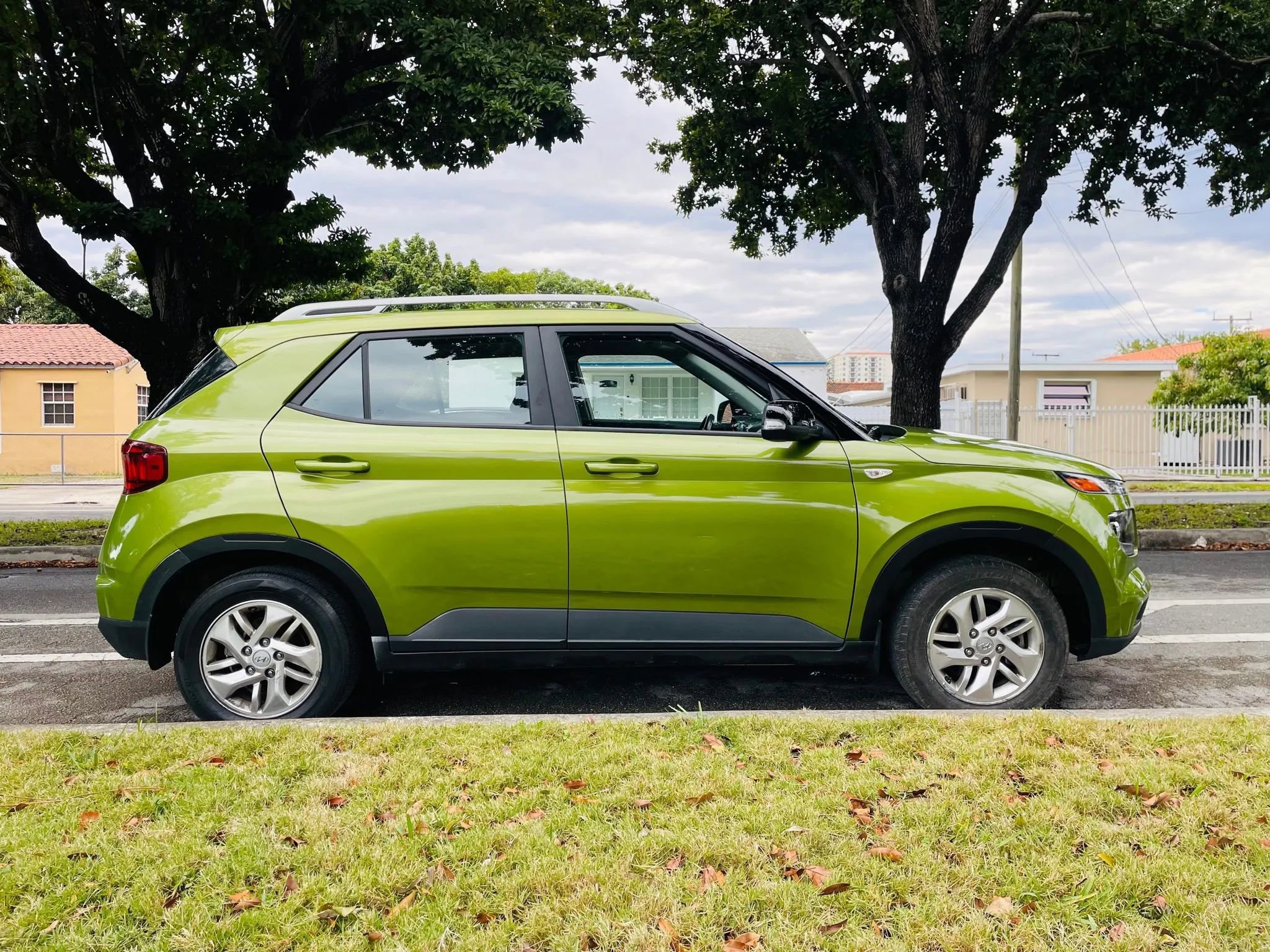 Used 2020 Hyundai Venue SEL w/ Convenience Package image 6