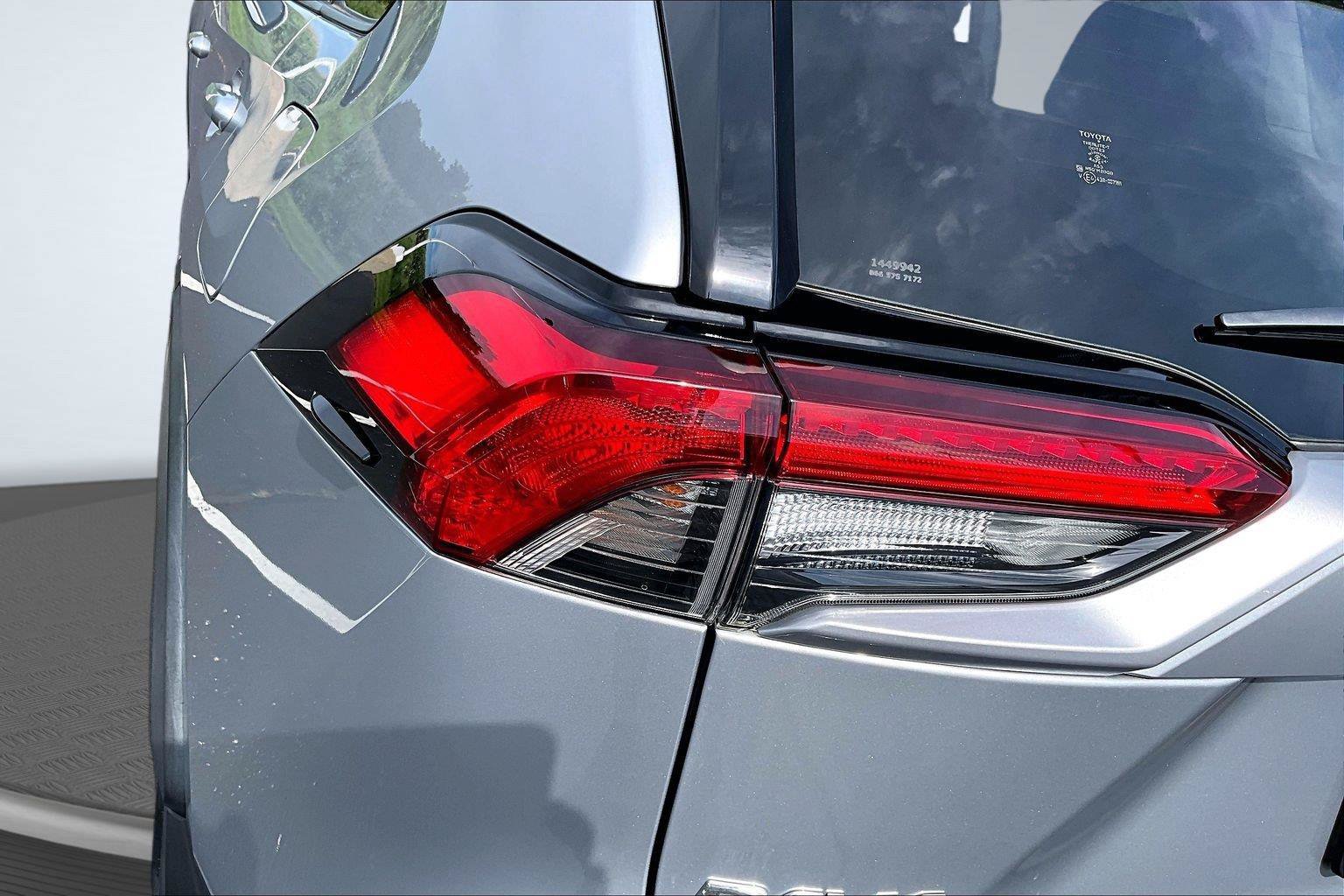 Used 2019 Toyota RAV4 XLE w/ Convenience Package AWD/4WD image 31