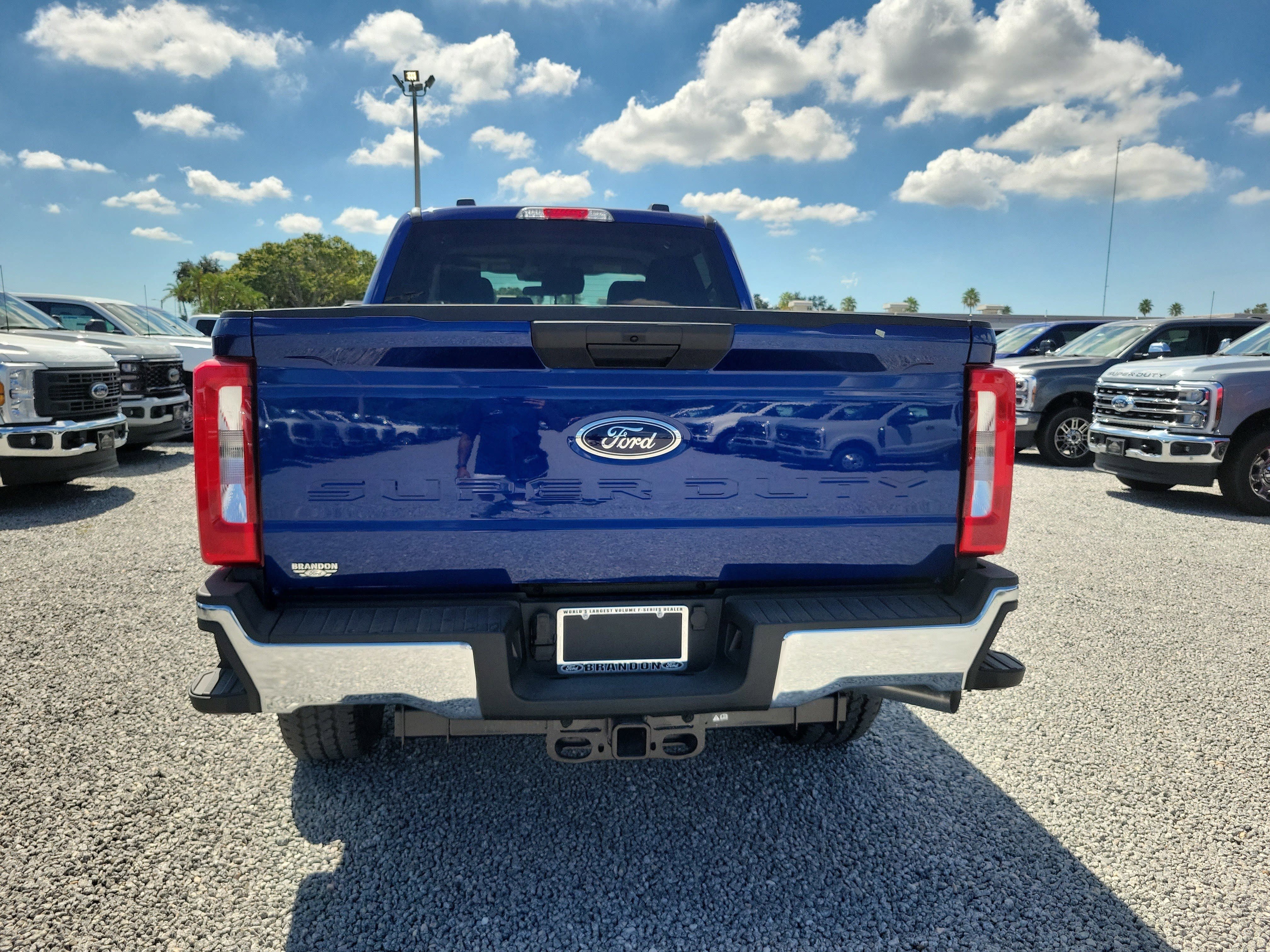 New 2026 Ford F250 XLT w/ FX4 Off-Road Package AWD/4WD image 6