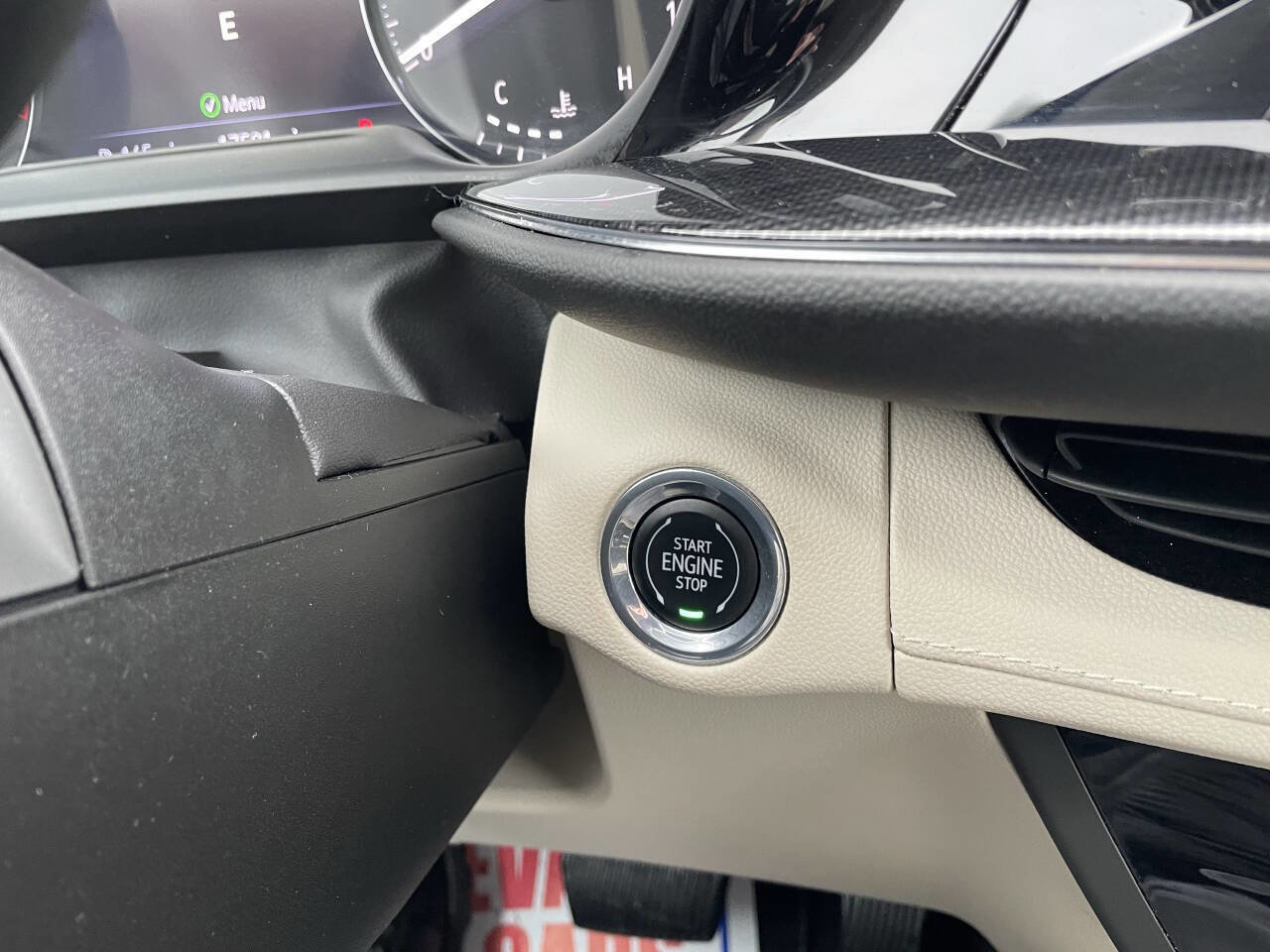 Used 2023 Buick Envision Essence image 20