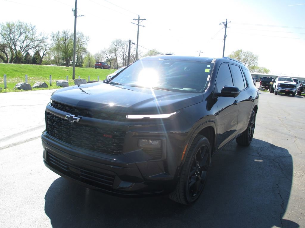 Used 2024 Chevrolet Traverse RS w/ LPO, Floor Liner Package image 12