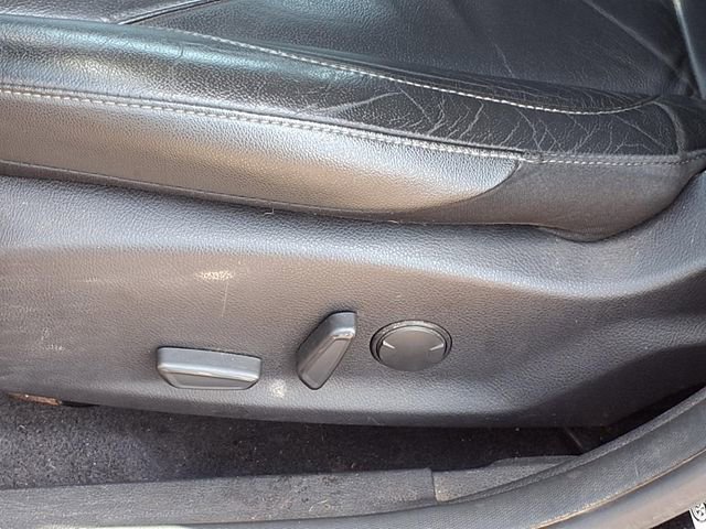Used 2015 Ford Focus Titanium w/ Titanium Cold Weather Package FWD image 4