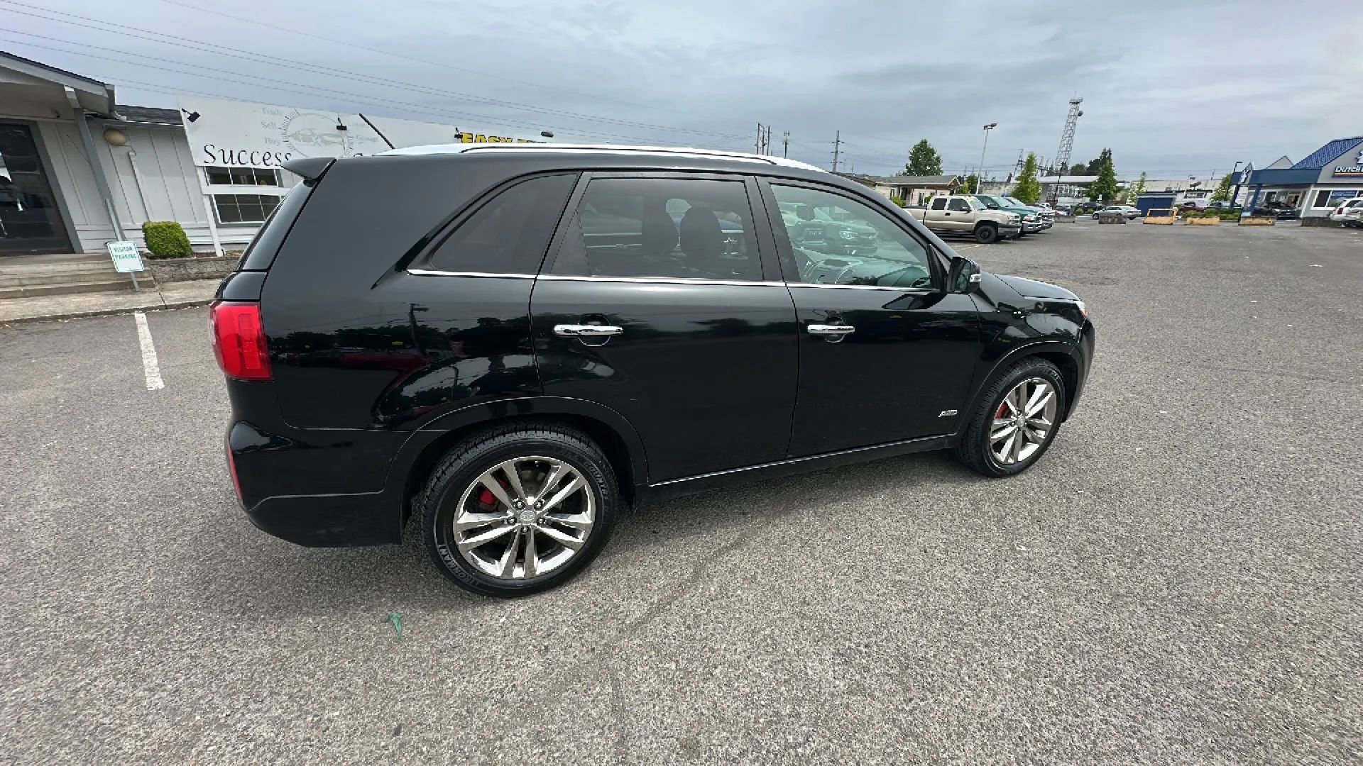 Used 2014 Kia Sorento SX w/ 3rd Row Package AWD/4WD image 3