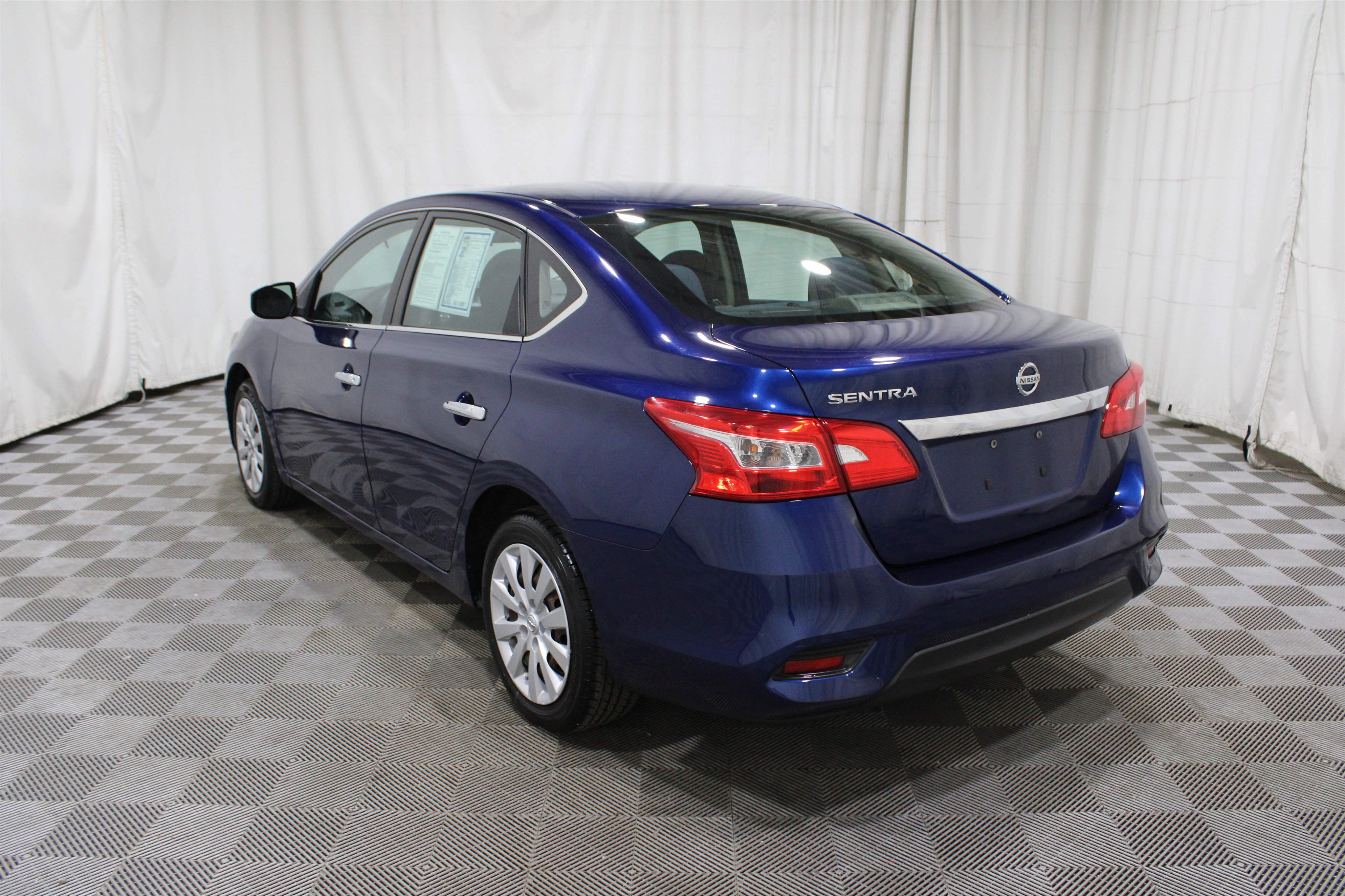 Used 2019 Nissan Sentra S image 31