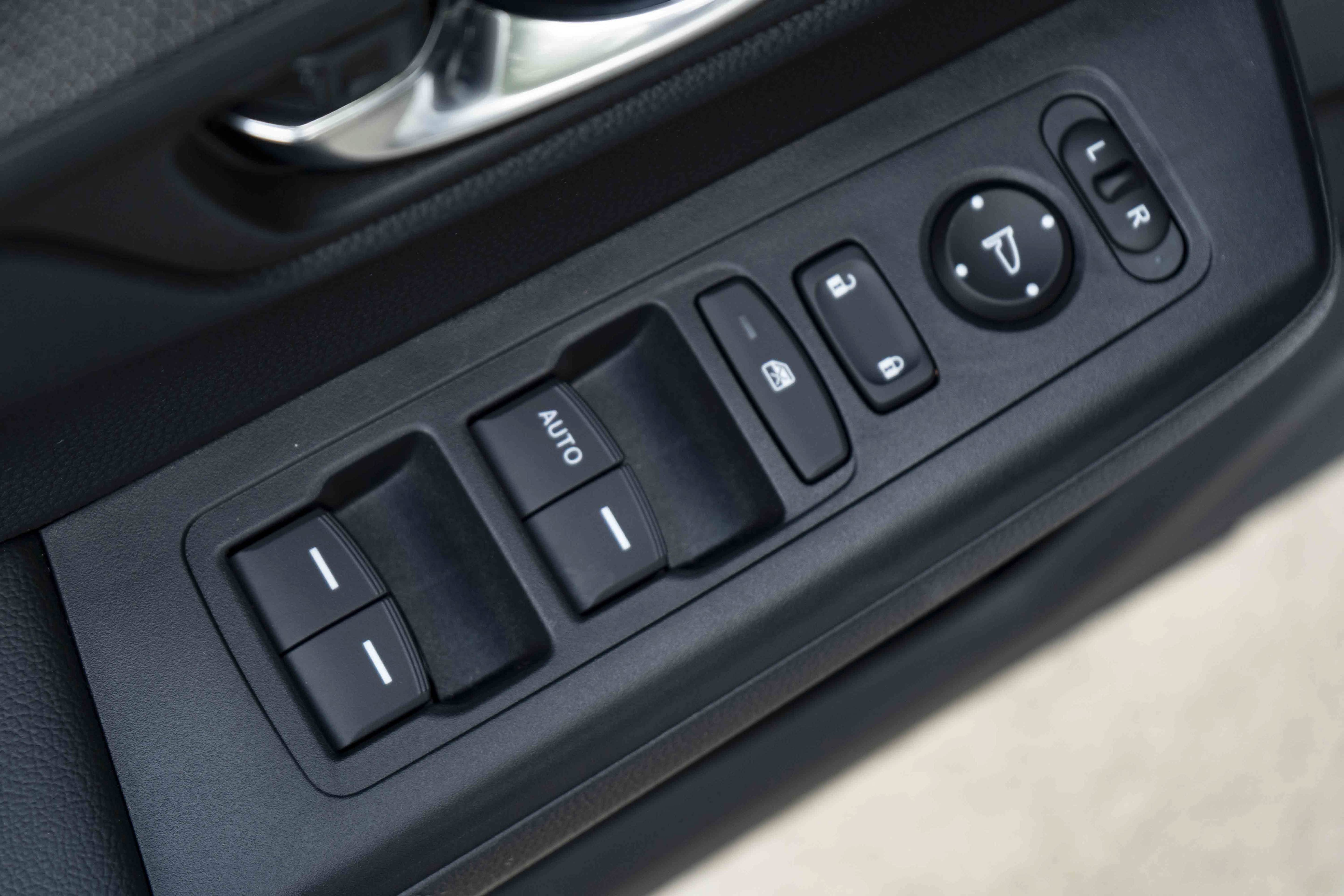 Certified 2026 Honda CR-V LX image 35