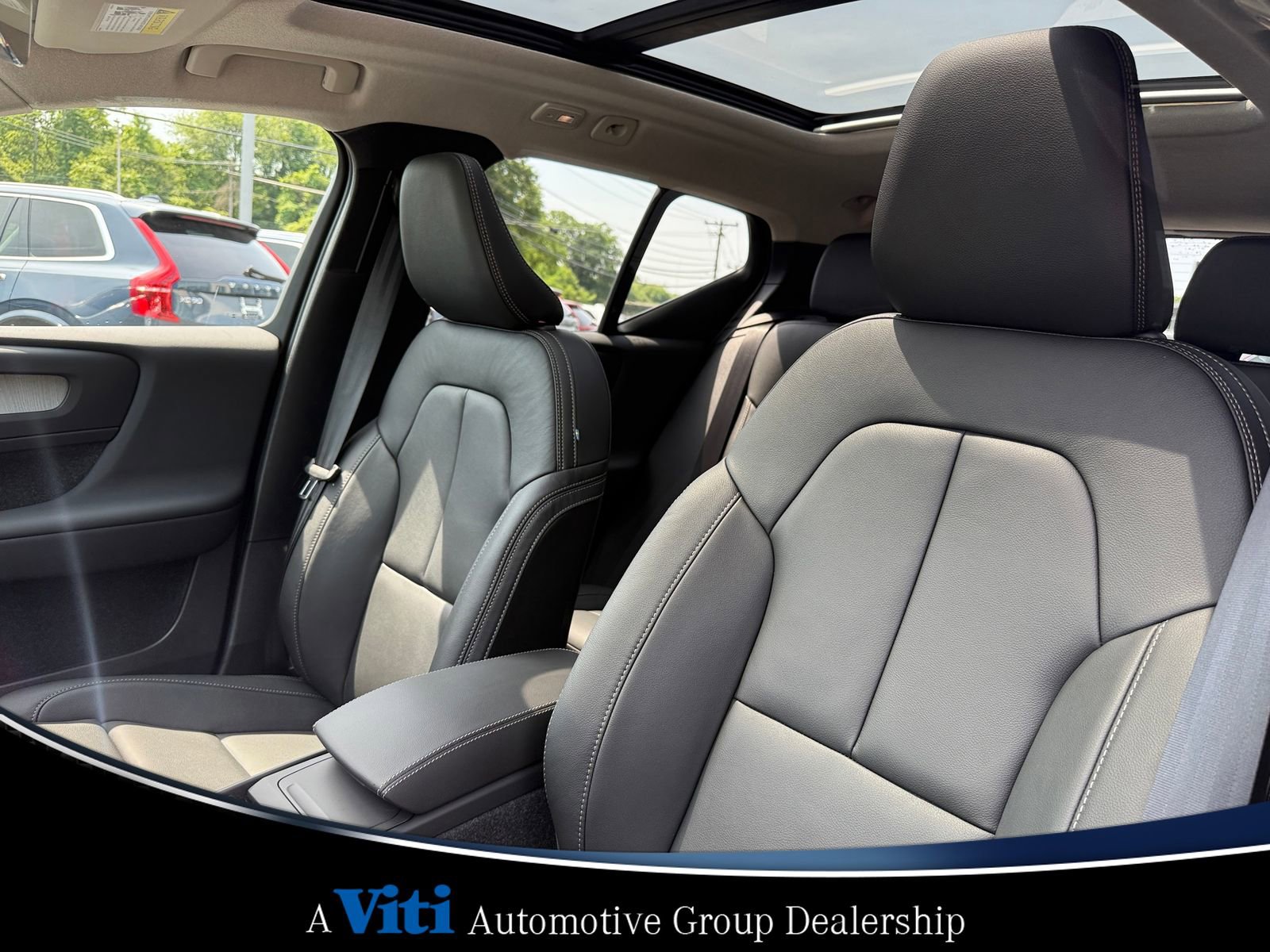 Used 2026 Volvo XC40 B5 Plus w/ Protection Package Premier image 13