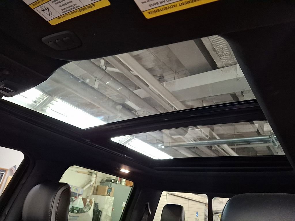 Used 2018 Ford F150 Platinum w/ Max Trailer Tow Package AWD/4WD image 11