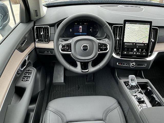 New 2026 Volvo XC90 T8 Plus w/ Protection Package Premier AWD/4WD image 5
