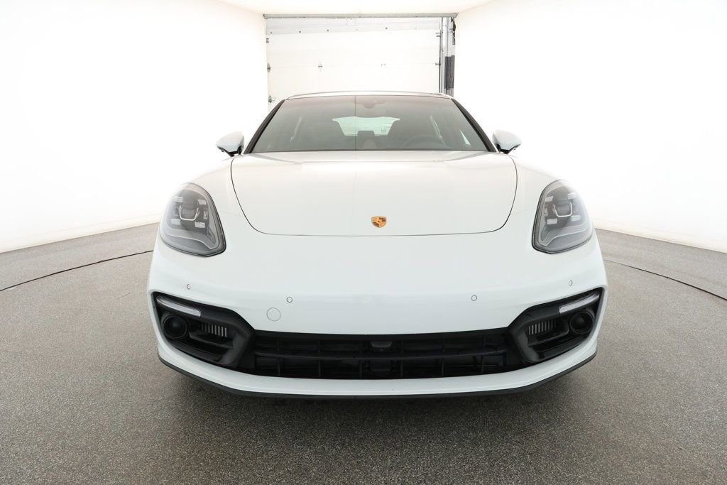 Used 2023 Porsche Panamera 4 Platinum Edition image 2