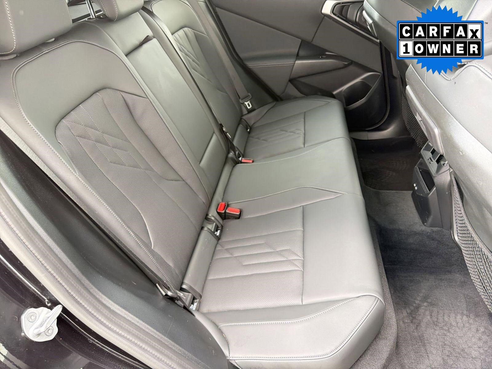 Used 2025 BMW X3 M50 w/ Premium Package image 30