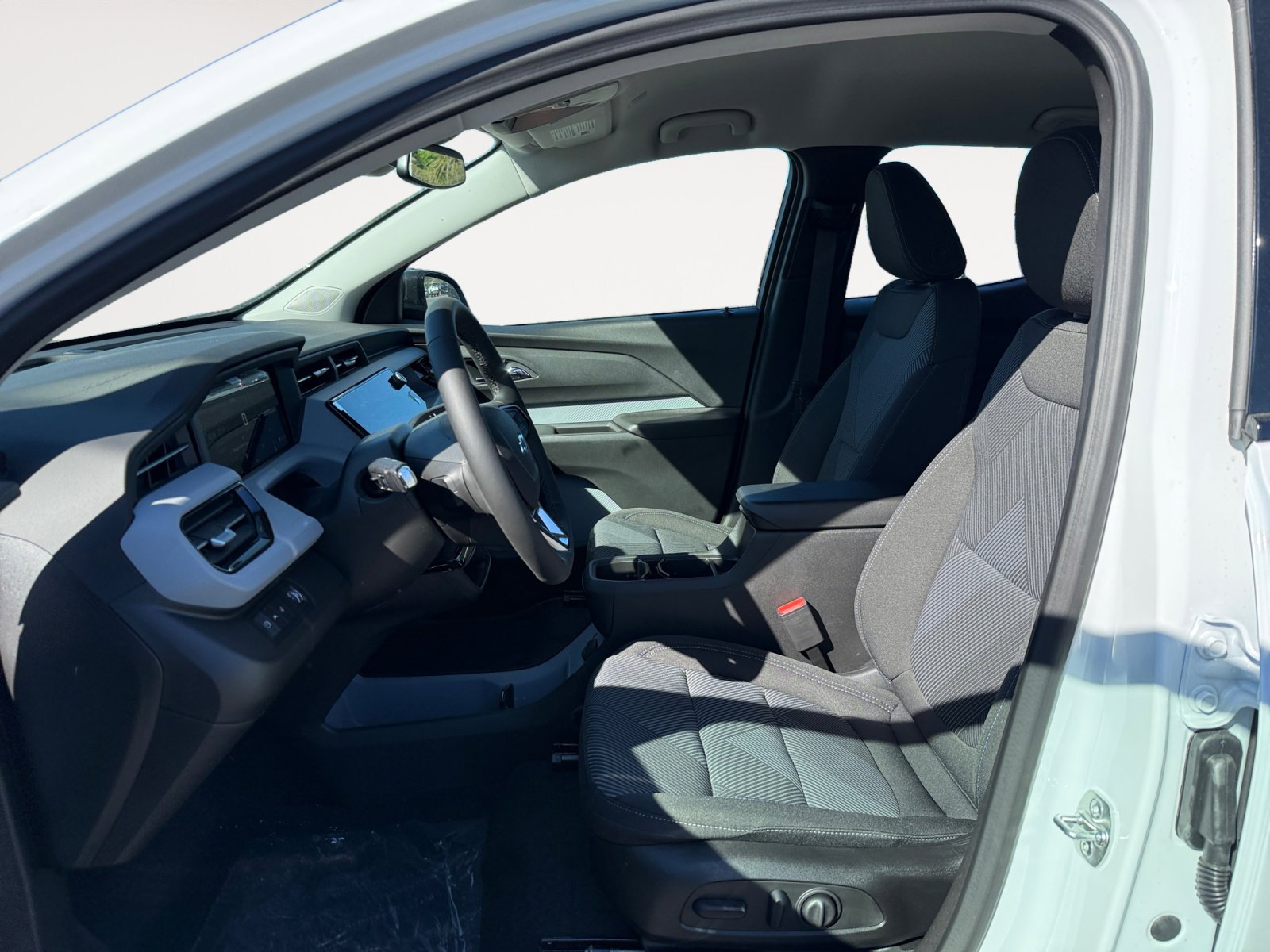 New 2027 Chevrolet Bolt LT w/ Comfort Package image 10