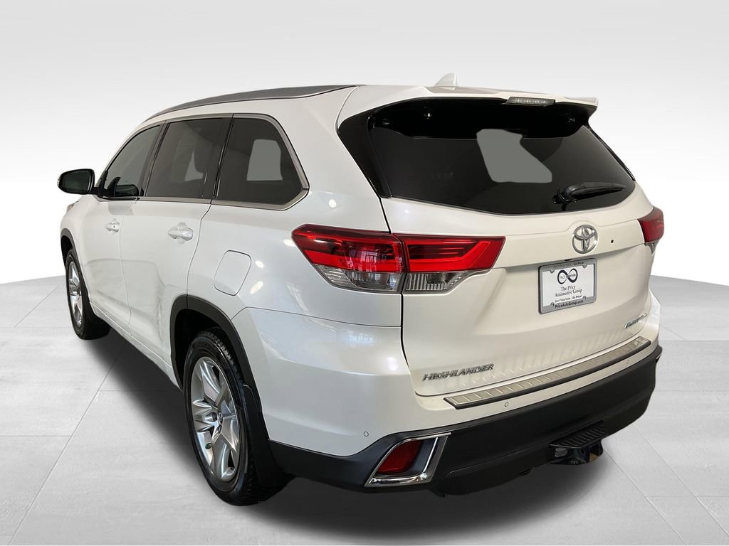 Used 2017 Toyota Highlander Limited AWD/4WD image 7