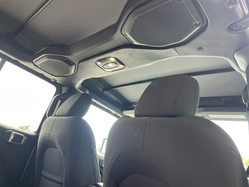 Used 2020 Jeep Gladiator Sport w/ Quick Order Package 24S image 21